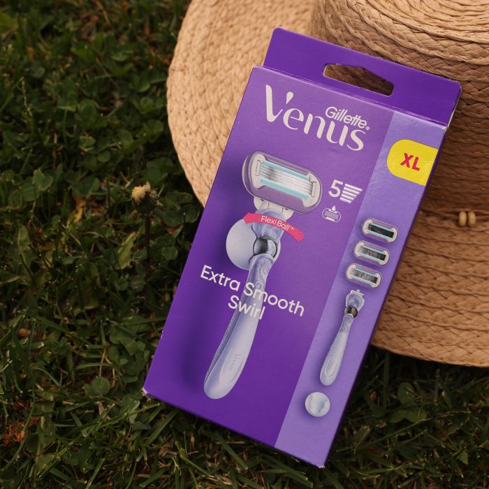 Venus Swirl FlexBall станок для гоління жіночий (ручка + 3 картриджі + тримач)