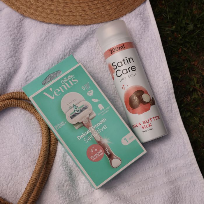 Venus Deluxe Rosegold 1+Satin Care Shea Butter Гель для гоління 200мл ( Ручка+1 картридж+тримач+ гель для гоління)