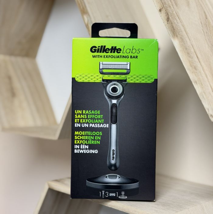 Gillette Labs 3 Станок для гоління чоловічий + магнітна підставка ( Ручка+3 картриджі+підставка)