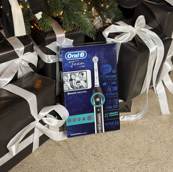 Oral-B TEEN Електрична зубна щітка